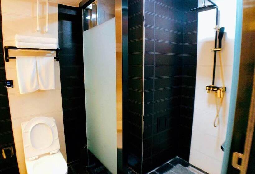 Taiyuan Strawberry Apartment Xuefu Br