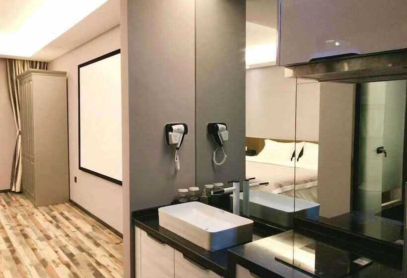 Taiyuan Strawberry Apartment Xuefu Br