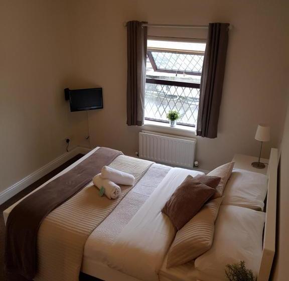 住宿加早餐  The Coach House