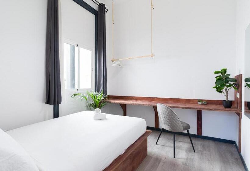 Columbus Rooftop Hostel