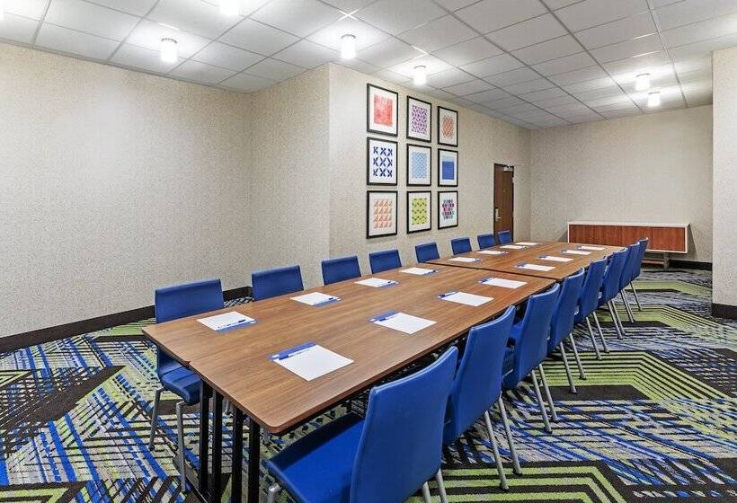 호텔 Holiday Inn Express & Suites Houston N Downtown, An Ihg