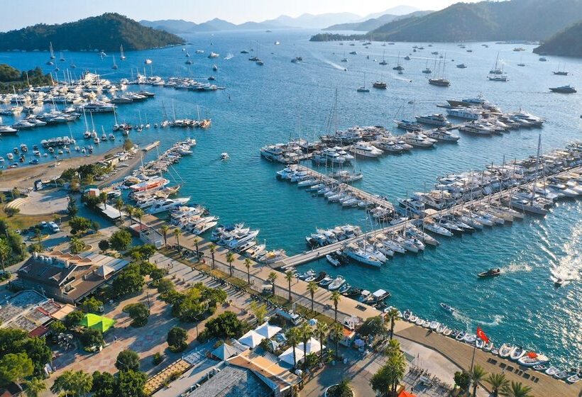 Отель Marina Bay Göcek