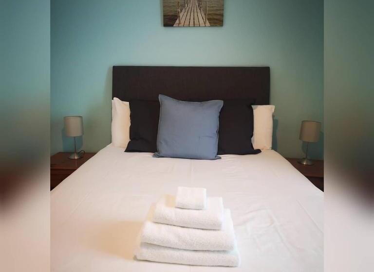 بنسيون Bank House Guesthouse