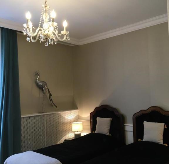 بنسيون De La Chambre Au Jardin