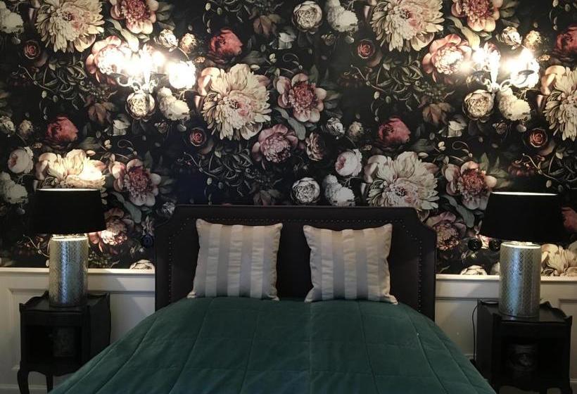 بنسيون De La Chambre Au Jardin