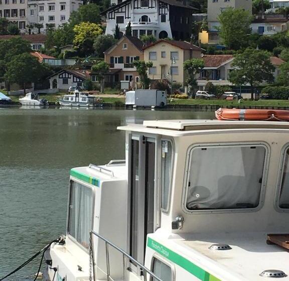 민박 Quand La Ville Dort