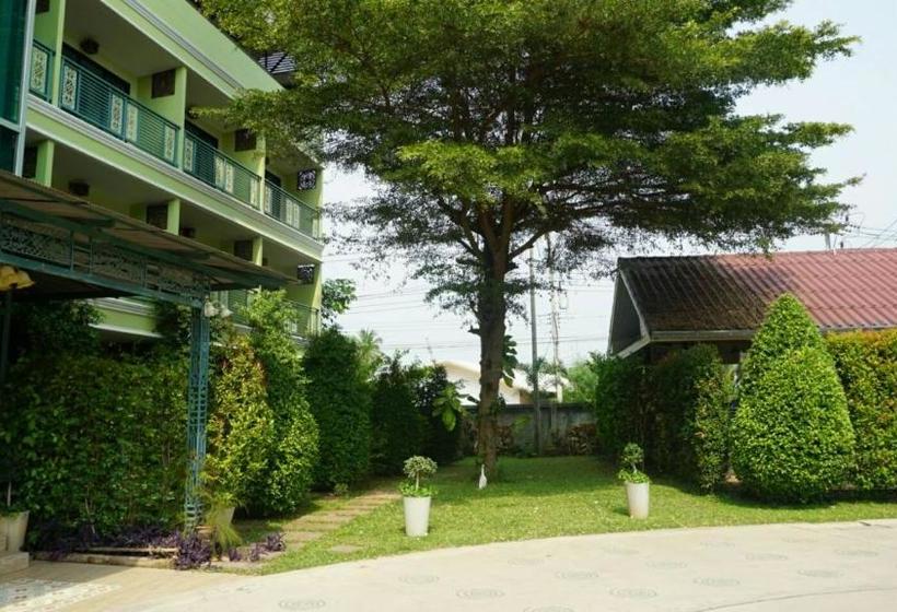 호텔 Garden Corner Resort &