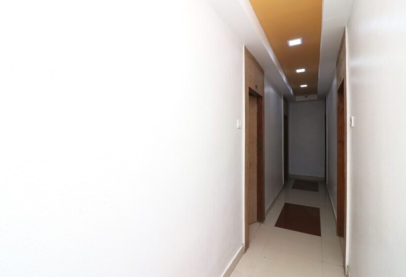 هتل Artland By Oyo Rooms