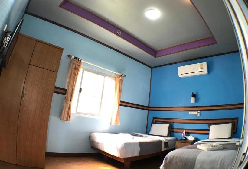 Отель Fine Times Resort