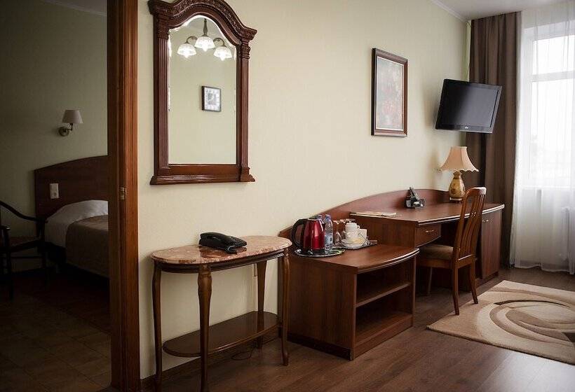 בית מלון כפרי Oktyabrskaya