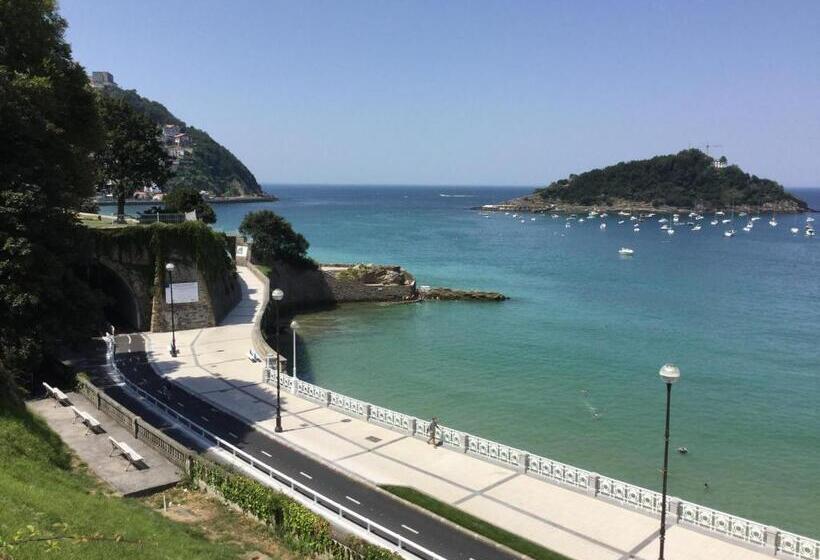 فندق Uma Suites Ondarreta