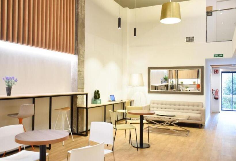 Отель Uma Suites Ondarreta