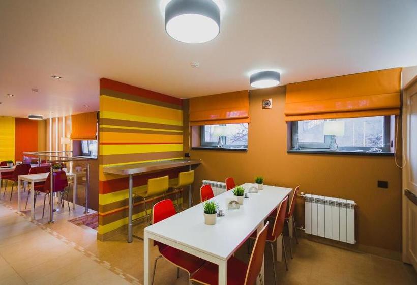 هتل Rooms And Breakfast