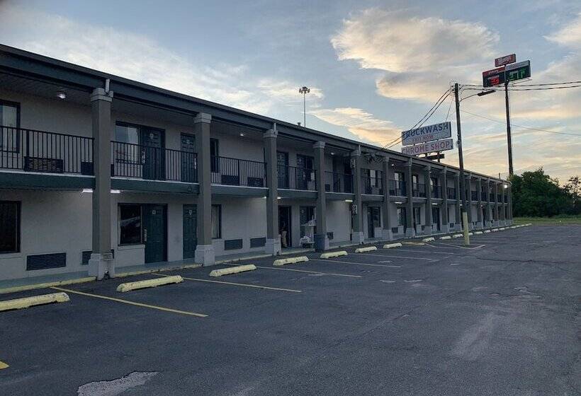 מוטל Travelers Inn