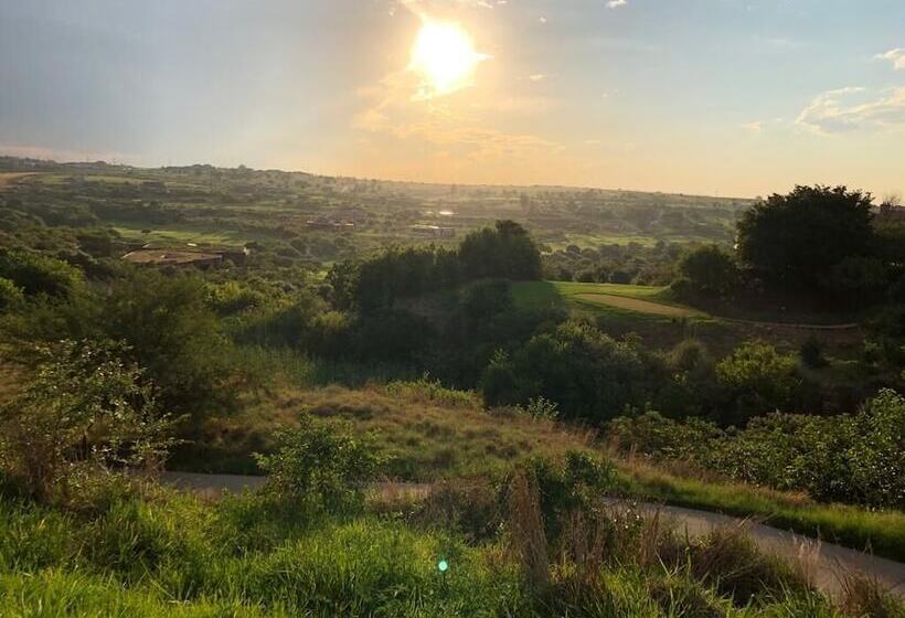 بنسيون Creek Lane Guest House