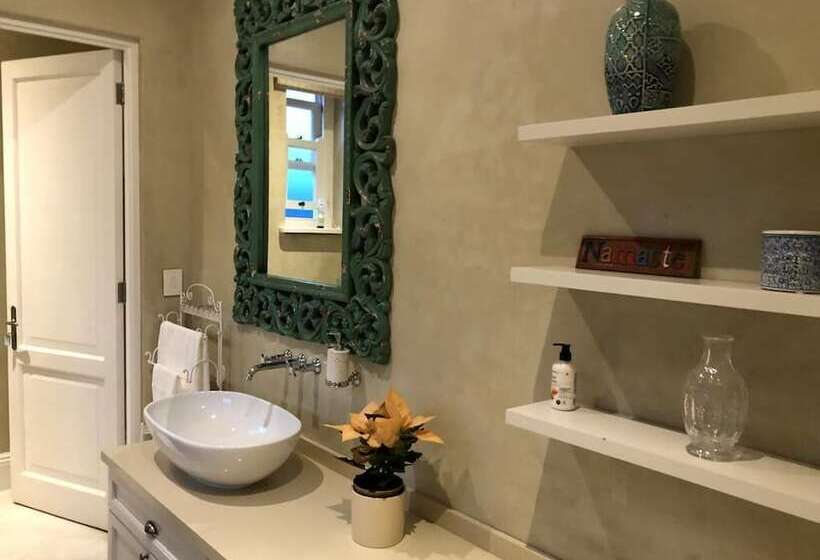 بنسيون Creek Lane Guest House