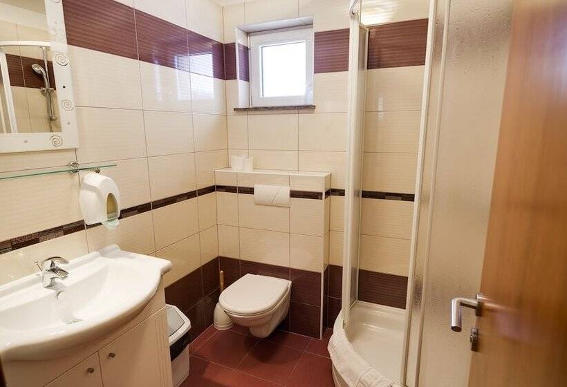 פנסיון Pansion Dalmacija