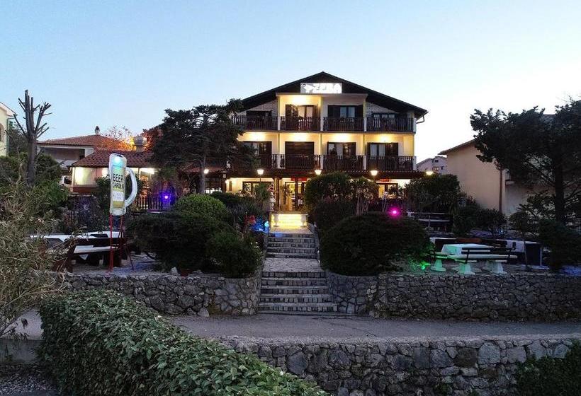 Pension Zeba & Riviera