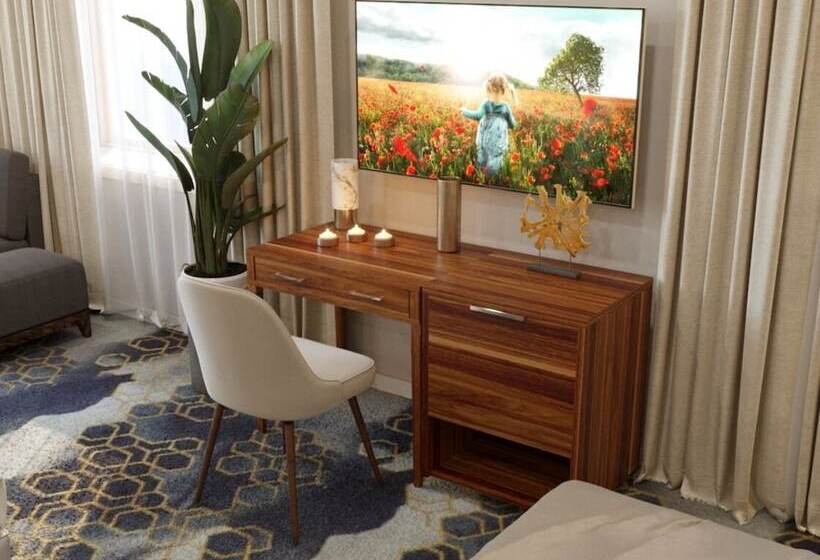 V Hotel & Rooftop Lounge