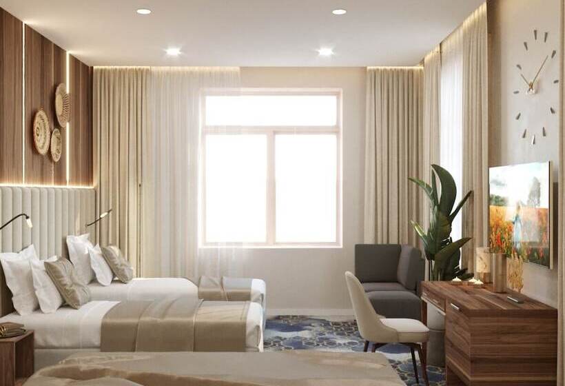 V Hotel & Rooftop Lounge