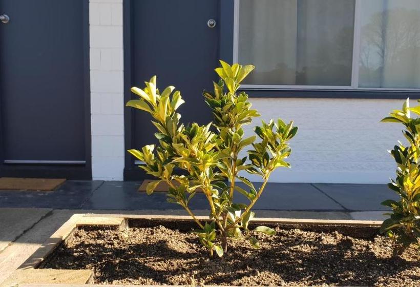 Australian Hotel Motel Yass