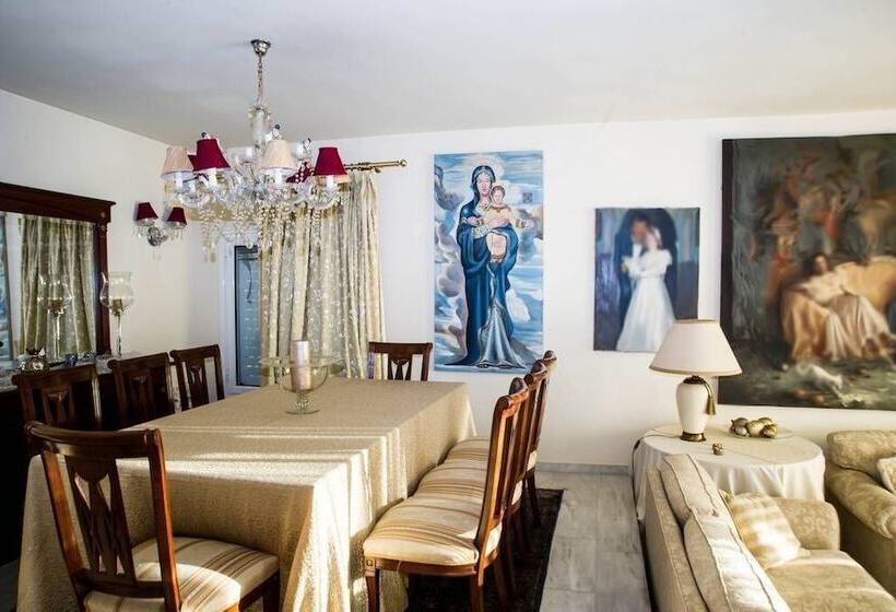 Beachside Bliss   Luxury Sanctuary & Private Pool