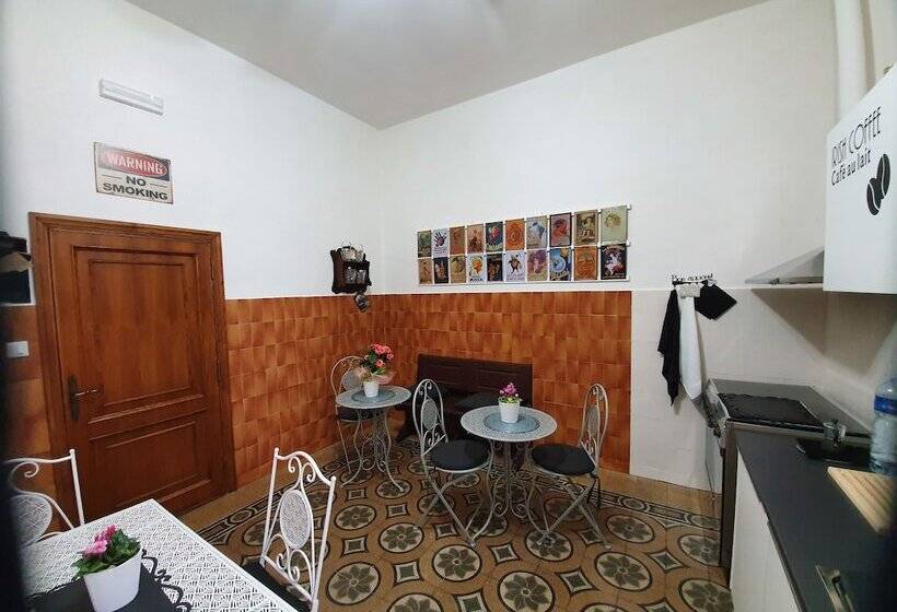 تختخواب و صبحانه Casa Signora Claudia