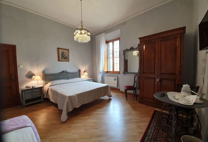 تختخواب و صبحانه Casa Signora Claudia