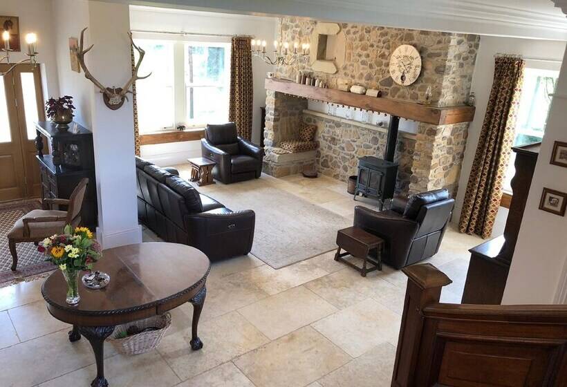 민박 Lillium House