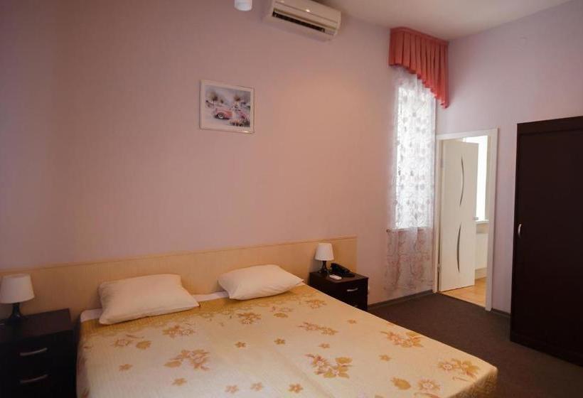 ベッドアンドブレックファースト Plotnikovykh Guest House