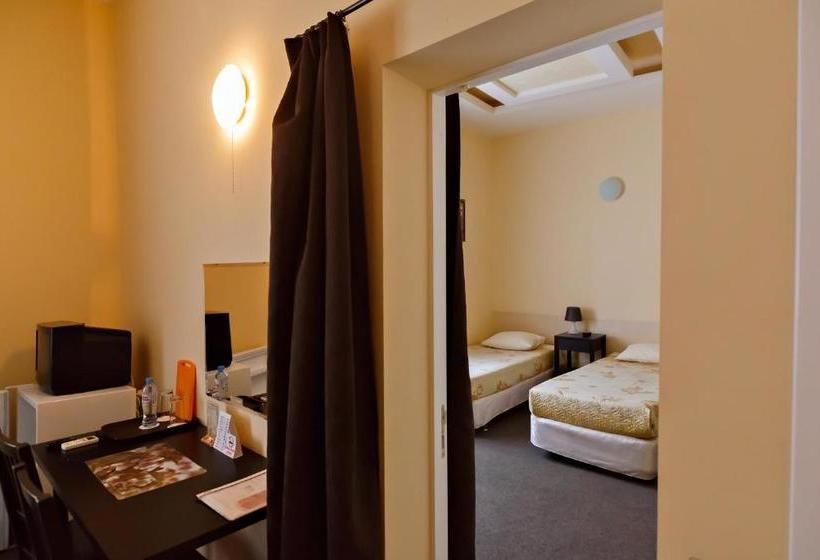 ベッドアンドブレックファースト Plotnikovykh Guest House