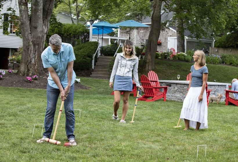 ベッドアンドブレックファースト Sesuit Harbor House