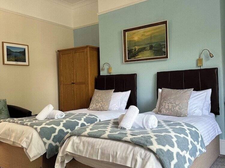 Bed and Breakfast Tyn Y Fron Country House