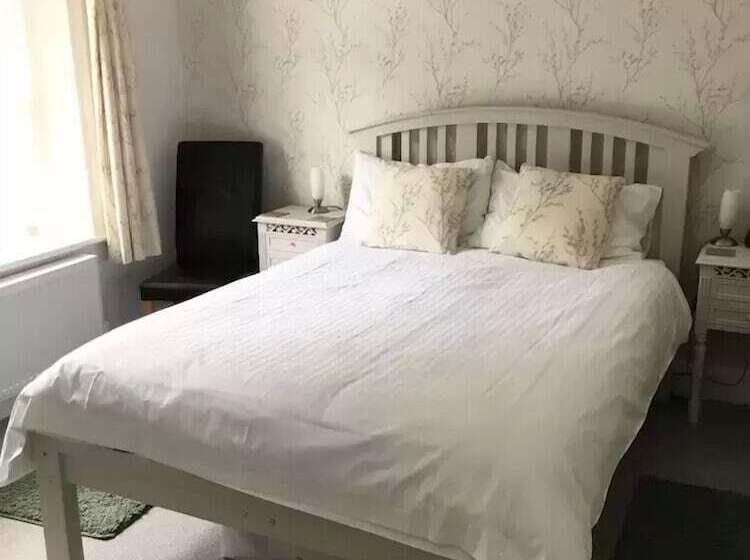 Bed and Breakfast Tyn Y Fron Country House