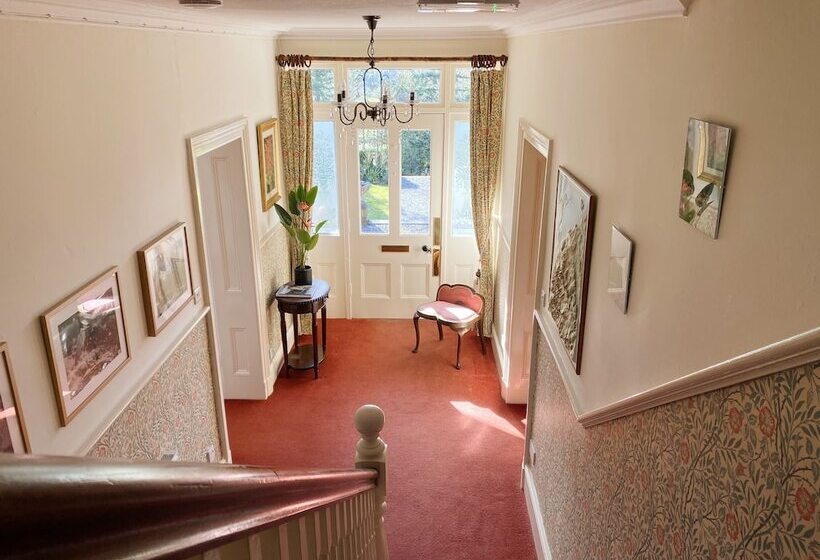 Bed and Breakfast Tyn Y Fron Country House