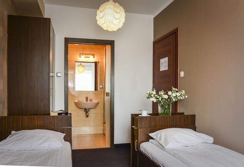 住宿加早餐  Willa Bryza