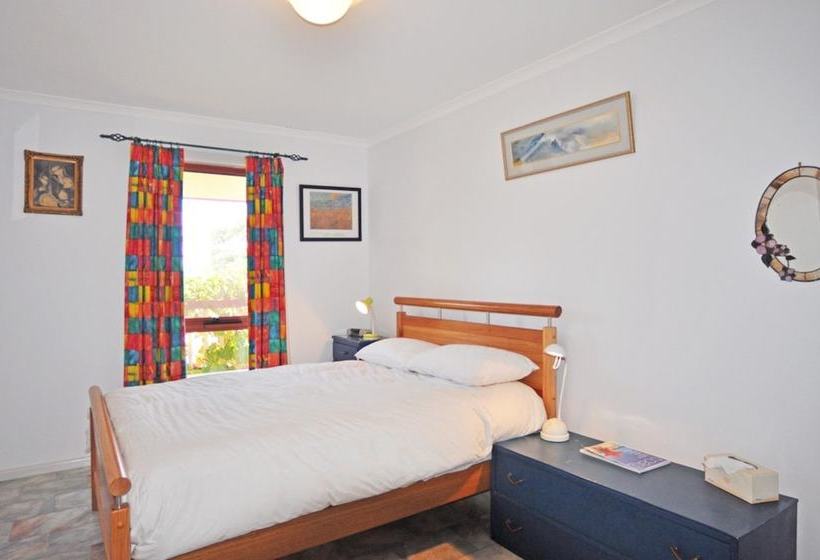 Beilby Beach Cottage  Free Wifi & Foxtel  Pet Friendly