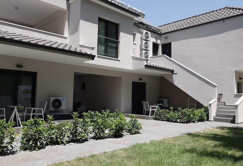 Bella Vista Luxury Apartments