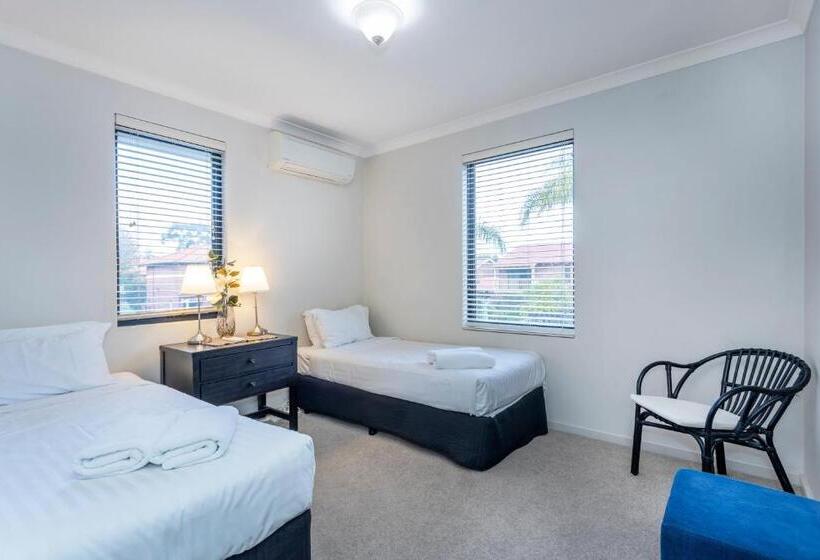 Coode Street Townhouse