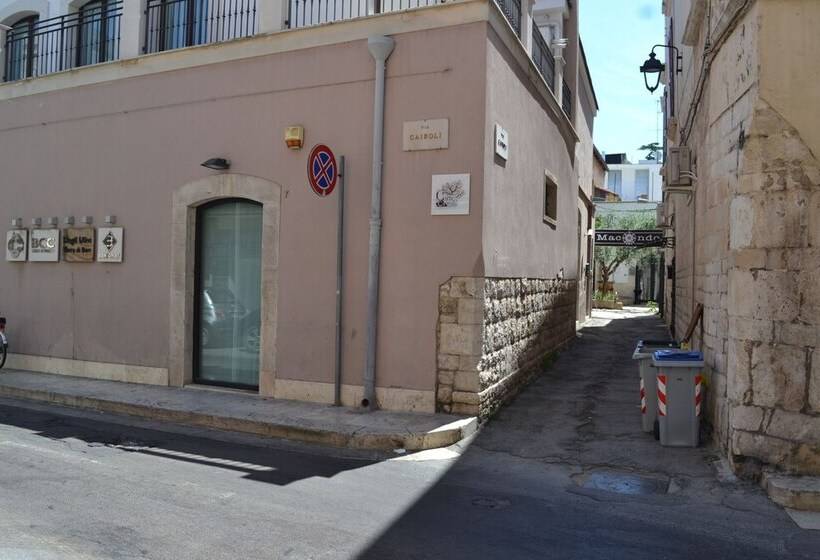 Corte Cairoli B&b And Suites