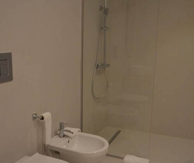 Corte Cairoli B&b And Suites