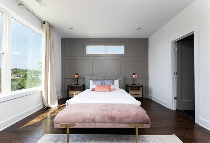 Domio Sylvan Park Elegant 8br 2 Houses