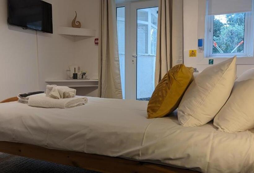 Dover Town Rooms   Short Lets & Serviced Accommodation   Dover