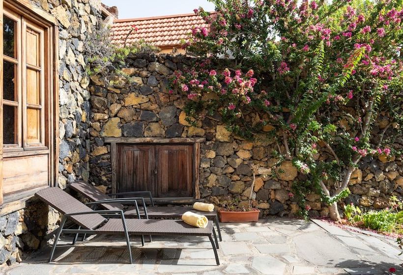Homelike Charming Rustic House El Pinar