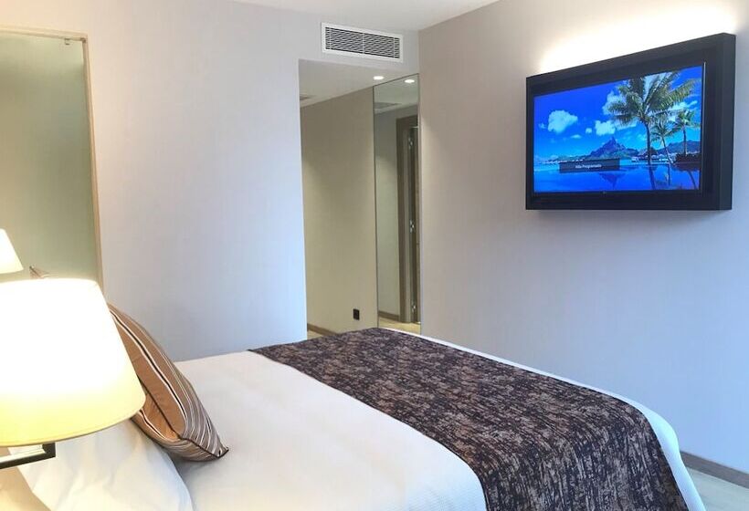 ホテル 3k Porto Aeroporto