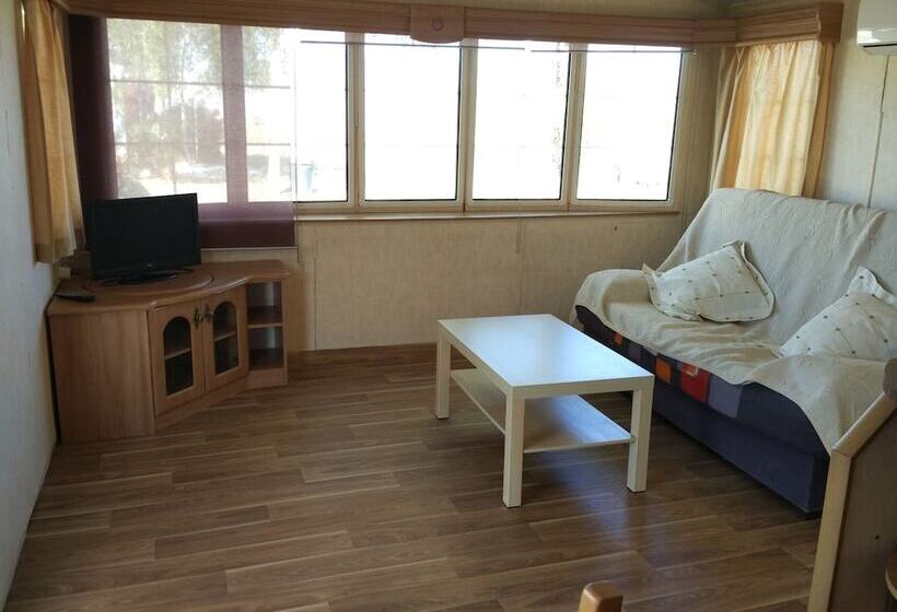 فندق Camping Iznate