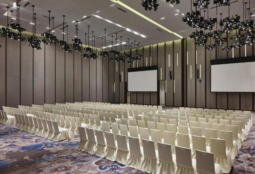 בית מלון כפרי Crowne Plaza Wuhan Development Zone, An Ihg