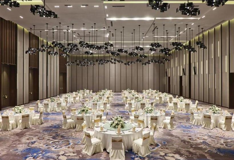 בית מלון כפרי Crowne Plaza Wuhan Development Zone, An Ihg