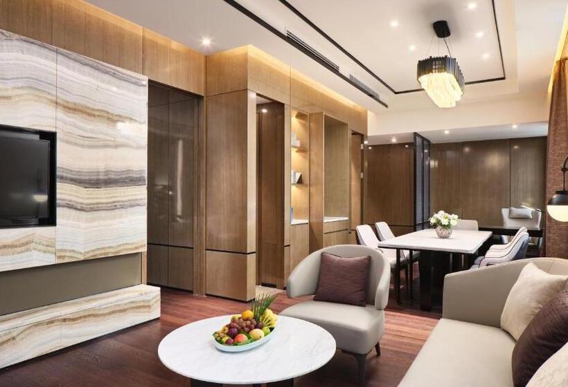 Hotel Crowne Plaza Wuhan Development Zone, An Ihg