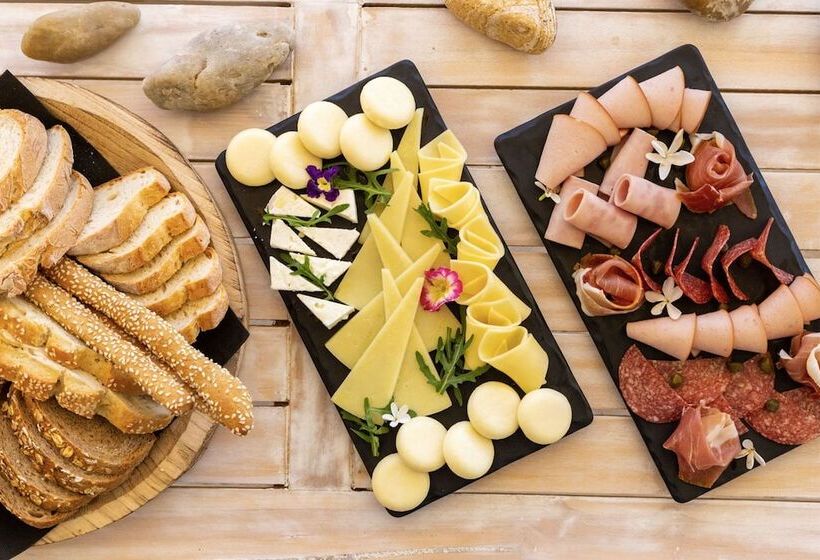 Elysian Luxury Hotel And Spa